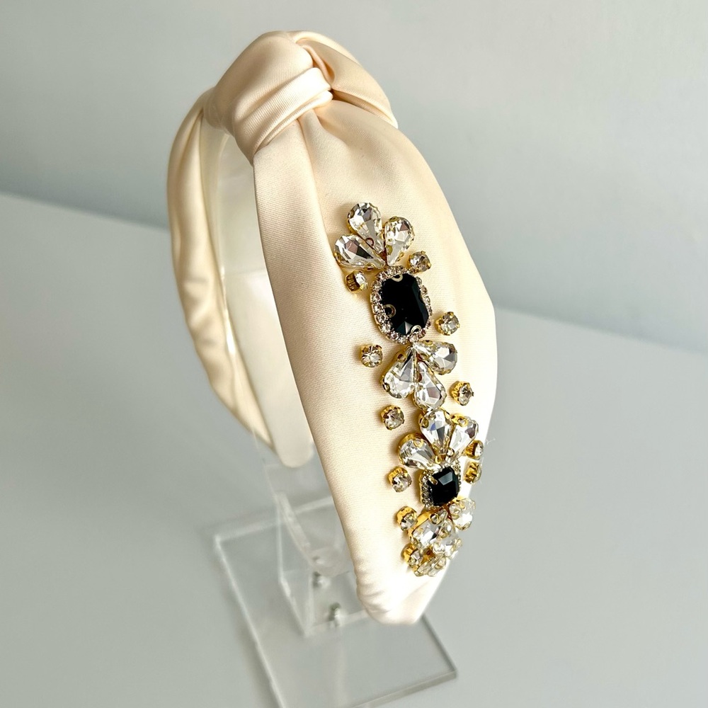 NWOT Elegant Cream Embellished Headband